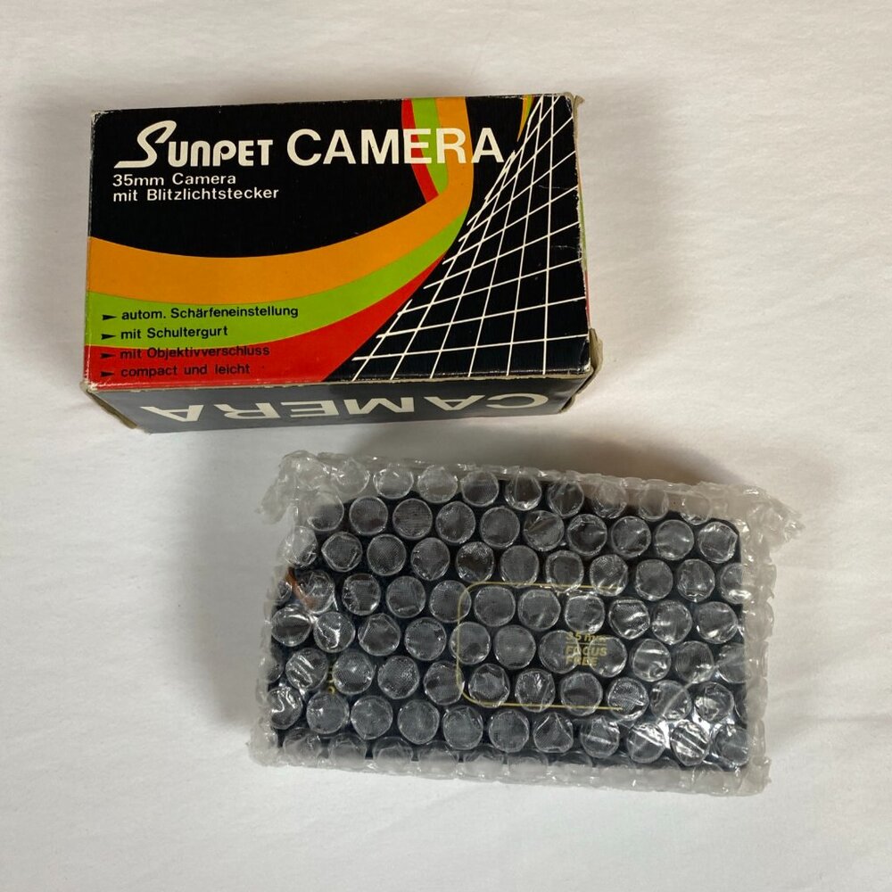 Sunpet 35mm Camera Point and Shoot UNTESTED As Is Vintage 35MM Camera